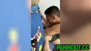 Agad na Tinuhog ni Botbot ang Kanyang Talulot