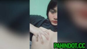 Dalagang Makinis Kinalikot ang Pasas