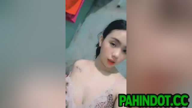 Hot Girlfriend Pero Mahilig Magsolo