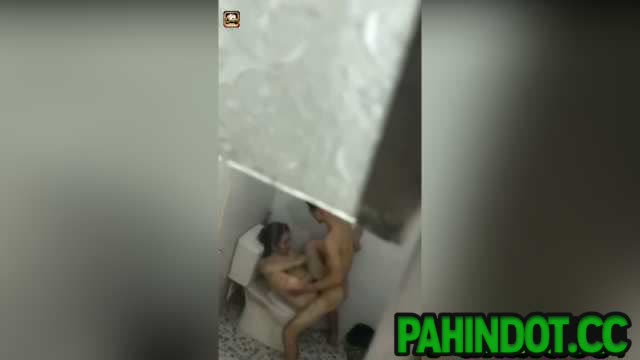 Huli May Nagkakantutan sa Kabilang Cr