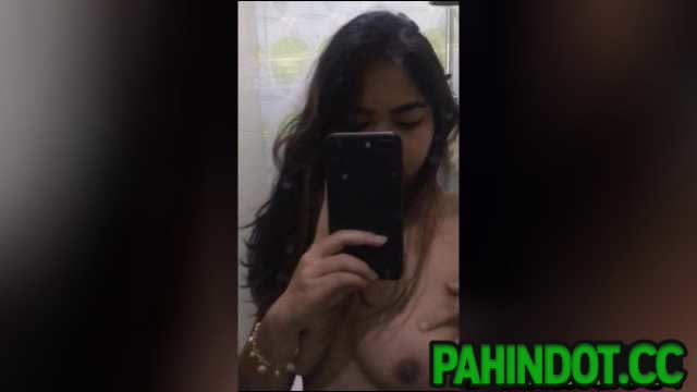 Mahilig Magselfie sa Banyo si Lodi