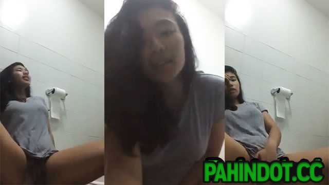 Nagparaos ng Libog sa Cr si Ate