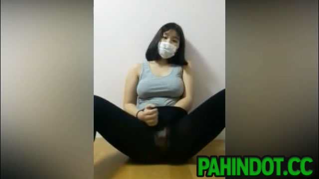 Pinairal ang Libog Bago Mag Yoga