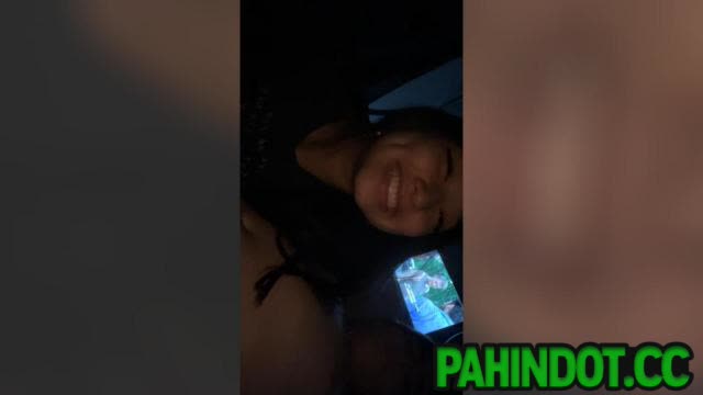 Pinalaman ang Hotdog sa Sandwich ni Mitch