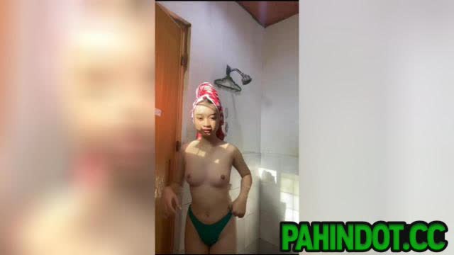 Sumaglit ng Kalikot si Marikit After Maligo