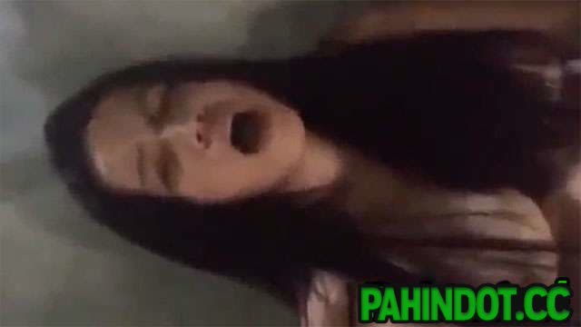 Umaga Palang Dinapuan na ng Libog si Pinay